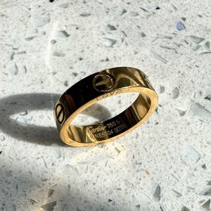 Love ring 5mm size 8